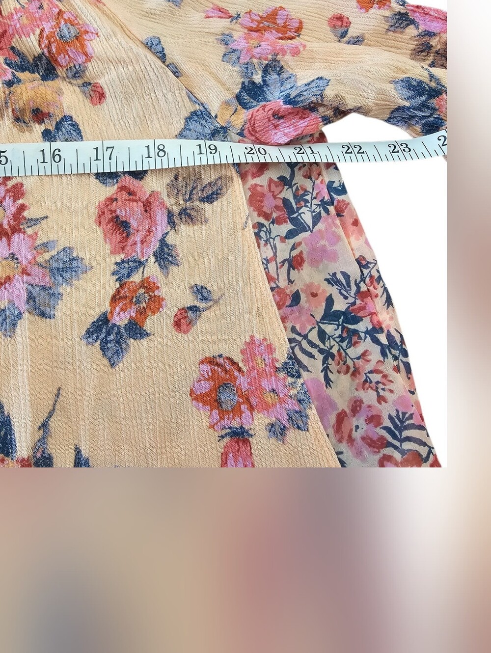 Free People Hold On To Me Coral Floral Blouse Size Small - Picture 6 of 11